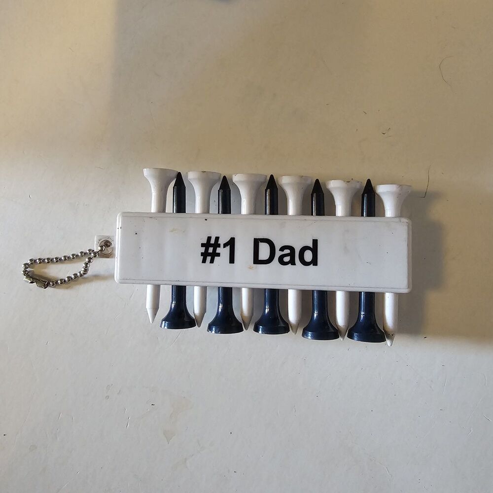 Father‘s Day Gift - Dad Golf Tee & Marker Set